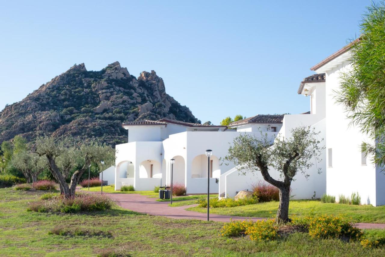Marina Torre Navarrese Resort سانتا ماريا نافاريز المظهر الخارجي الصورة